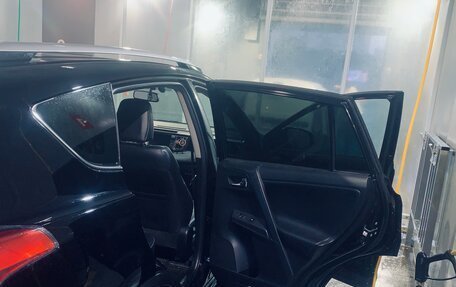 Toyota RAV4, 2019 год, 2 455 000 рублей, 13 фотография