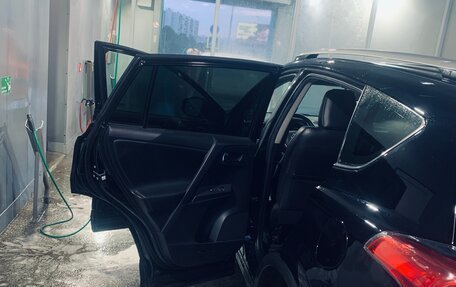 Toyota RAV4, 2019 год, 2 455 000 рублей, 16 фотография
