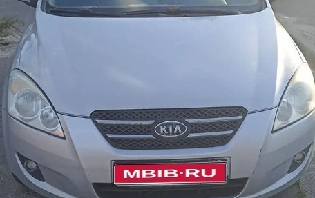 KIA cee'd I рестайлинг, 2009 год, 300 000 рублей, 1 фотография