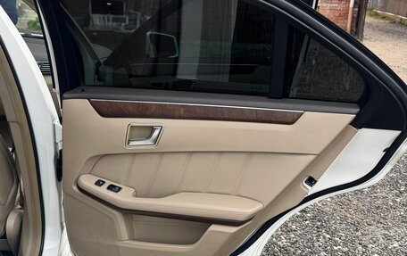 Mercedes-Benz E-Класс, 2012 год, 1 550 000 рублей, 10 фотография