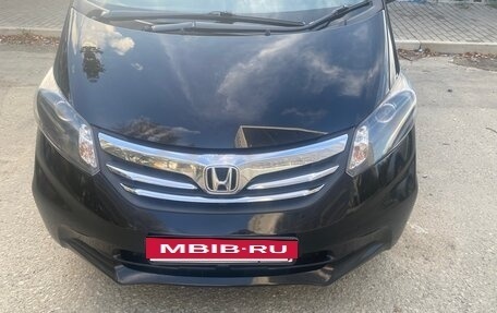 Honda Freed I, 2012 год, 1 250 000 рублей, 2 фотография