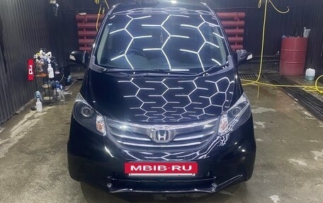 Honda Freed I, 2012 год, 1 250 000 рублей, 5 фотография