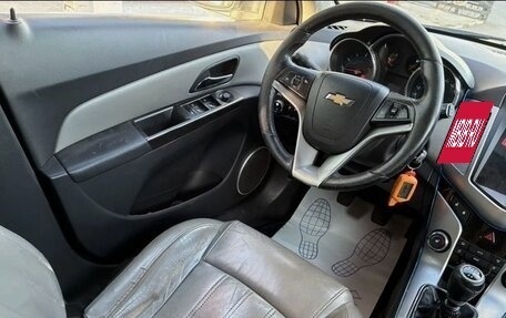 Chevrolet Cruze II, 2012 год, 670 000 рублей, 15 фотография