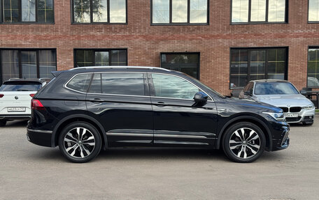 Volkswagen Tiguan II, 2021 год, 3 400 000 рублей, 6 фотография