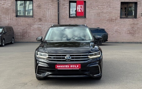 Volkswagen Tiguan II, 2021 год, 3 400 000 рублей, 8 фотография