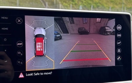 Volkswagen Tiguan II, 2021 год, 3 400 000 рублей, 25 фотография