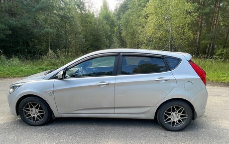 Hyundai Solaris II рестайлинг, 2016 год, 950 000 рублей, 4 фотография