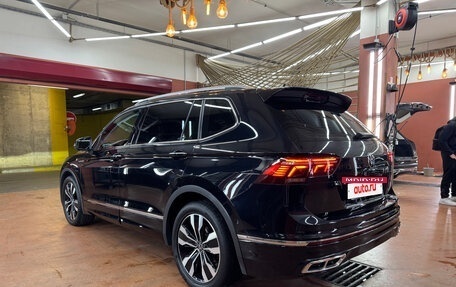 Volkswagen Tiguan II, 2021 год, 3 400 000 рублей, 30 фотография