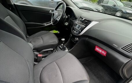 Hyundai Solaris II рестайлинг, 2016 год, 950 000 рублей, 9 фотография