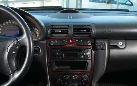 Mercedes-Benz C-Класс, 2004 год, 548 000 рублей, 17 фотография