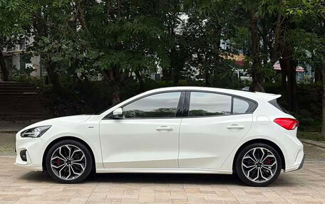 Ford Focus IV, 2023 год, 1 400 000 рублей, 2 фотография