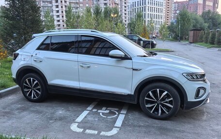 Volkswagen T-Roc I, 2022 год, 1 525 000 рублей, 9 фотография