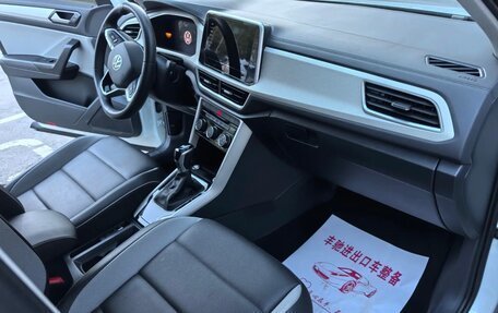 Volkswagen T-Roc I, 2022 год, 1 525 000 рублей, 11 фотография