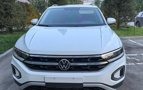Volkswagen T-Roc I, 2022 год, 1 525 000 рублей, 10 фотография