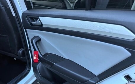 Volkswagen T-Roc I, 2022 год, 1 525 000 рублей, 15 фотография