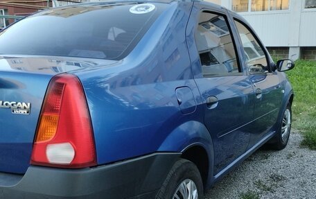 Renault Logan I, 2006 год, 200 000 рублей, 3 фотография