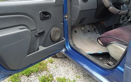 Renault Logan I, 2006 год, 200 000 рублей, 11 фотография