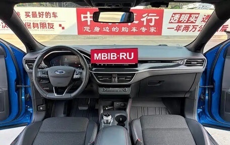 Ford Focus IV, 2022 год, 1 550 000 рублей, 11 фотография