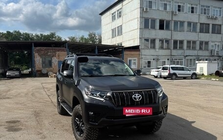 Toyota Land Cruiser Prado 150 рестайлинг 2, 2021 год, 7 250 000 рублей, 3 фотография