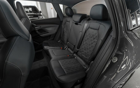 Audi Q5, 2026 год, 6 850 000 рублей, 13 фотография