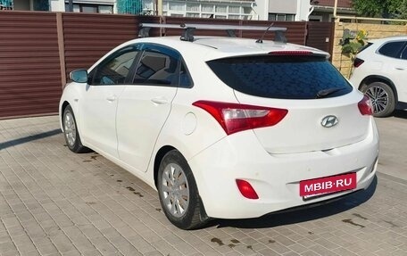 Hyundai i30 II рестайлинг, 2016 год, 900 000 рублей, 2 фотография