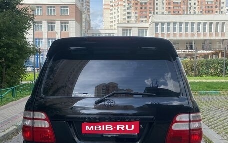 Toyota Land Cruiser 100 рестайлинг 2, 2004 год, 1 650 000 рублей, 4 фотография