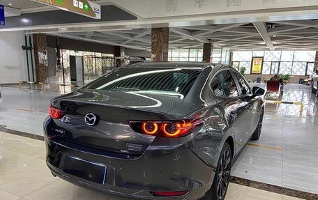 Mazda 3, 2021 год, 1 500 000 рублей, 4 фотография