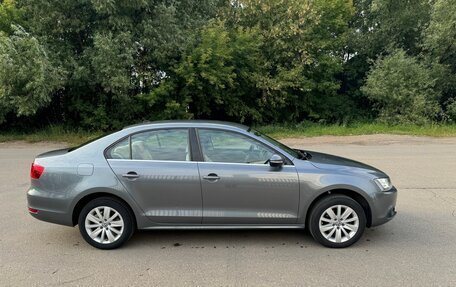 Volkswagen Jetta VI, 2014 год, 980 000 рублей, 5 фотография