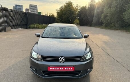 Volkswagen Jetta VI, 2014 год, 980 000 рублей, 8 фотография