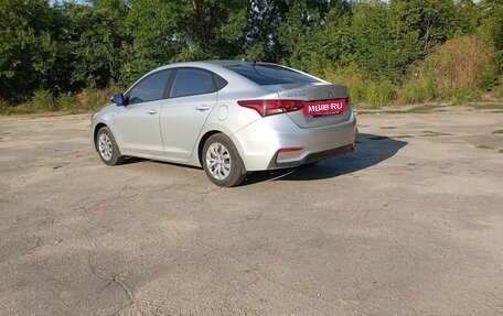 Hyundai Solaris II рестайлинг, 2017 год, 1 180 000 рублей, 6 фотография