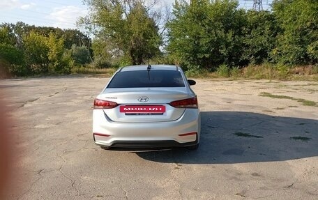 Hyundai Solaris II рестайлинг, 2017 год, 1 180 000 рублей, 7 фотография