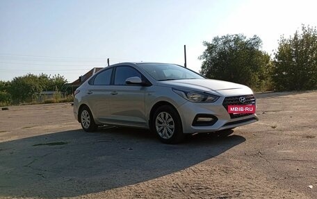 Hyundai Solaris II рестайлинг, 2017 год, 1 180 000 рублей, 11 фотография