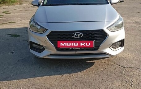 Hyundai Solaris II рестайлинг, 2017 год, 1 180 000 рублей, 13 фотография