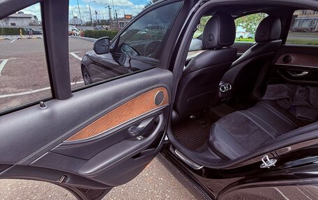 Mercedes-Benz E-Класс, 2016 год, 2 100 000 рублей, 10 фотография