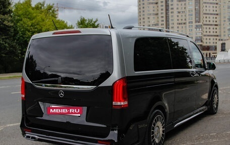Mercedes-Benz V-Класс, 2018 год, 6 500 000 рублей, 2 фотография