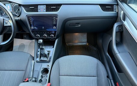 Skoda Octavia, 2017 год, 1 750 000 рублей, 22 фотография