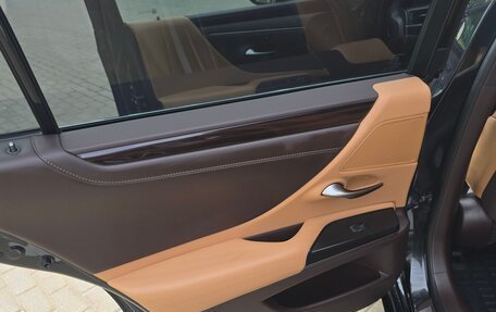 Lexus ES VII, 2018 год, 4 500 000 рублей, 17 фотография