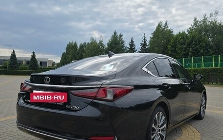 Lexus ES VII, 2018 год, 4 500 000 рублей, 5 фотография