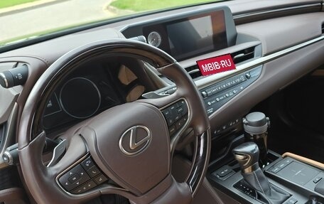 Lexus ES VII, 2018 год, 4 500 000 рублей, 15 фотография