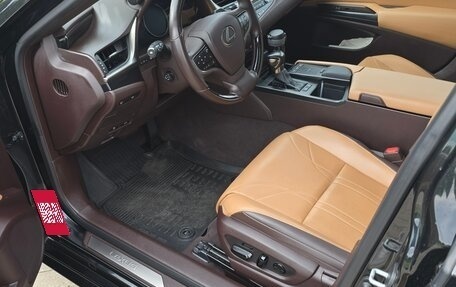 Lexus ES VII, 2018 год, 4 500 000 рублей, 13 фотография
