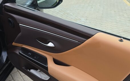Lexus ES VII, 2018 год, 4 500 000 рублей, 20 фотография