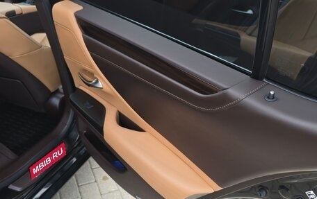Lexus ES VII, 2018 год, 4 500 000 рублей, 22 фотография