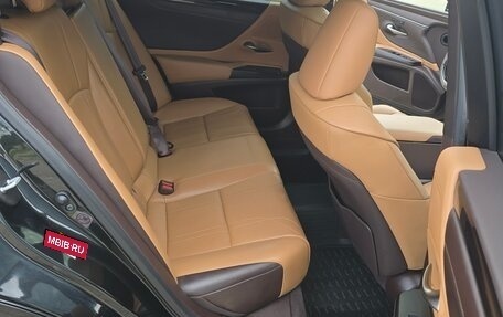 Lexus ES VII, 2018 год, 4 500 000 рублей, 23 фотография