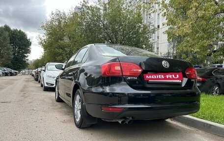 Volkswagen Jetta VI, 2013 год, 950 000 рублей, 2 фотография
