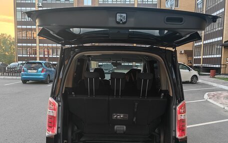 Honda Stepwgn IV, 2012 год, 1 275 000 рублей, 6 фотография