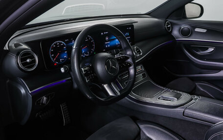 Mercedes-Benz E-Класс, 2021 год, 4 320 000 рублей, 15 фотография