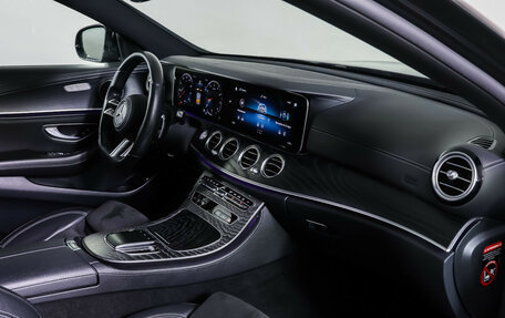 Mercedes-Benz E-Класс, 2021 год, 4 320 000 рублей, 10 фотография