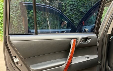 Toyota Highlander III, 2011 год, 2 000 000 рублей, 34 фотография