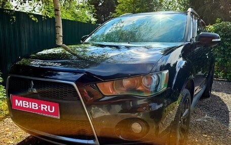 Mitsubishi Outlander III рестайлинг 3, 2010 год, 1 400 000 рублей, 1 фотография