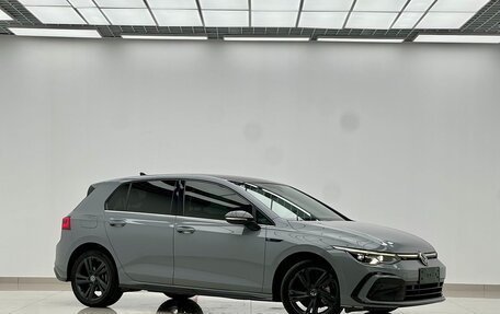 Volkswagen Golf VIII, 2022 год, 1 900 000 рублей, 3 фотография
